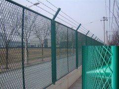 钢板网状护栏,菱形网状护栏,网状围墙,钢板网状护栏