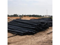 防腐油木杆6米-10米直径100-150mm
