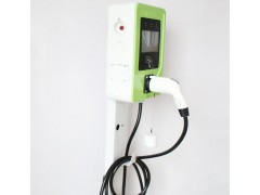 家庭汽车充电器充电宝 便携充电机汽车充电设备