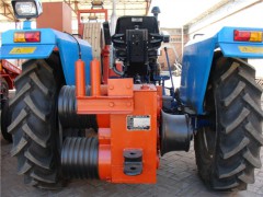 常年供应各种品牌大型拖拉机牵引设备