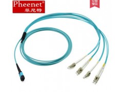 菲尼特网络跳线怎么连接光纤机房宽带设备光纤机房