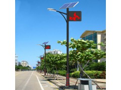 厂家直销户外照明4-12米太阳能路灯民族特色LED太阳能路灯
