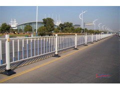 阳泉厂家生产桥梁护栏道路护栏量大优惠低价出售全国包邮