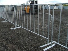 佛山定制移动护栏 舞台设备临时围栏 演出区不锈钢铁马图