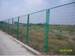 广州市桥梁下防护隔离网批发 绿化带护栏网直销