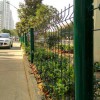 广州桃型柱护栏网厂 三角折弯护栏网尺寸 双边丝护栏价格